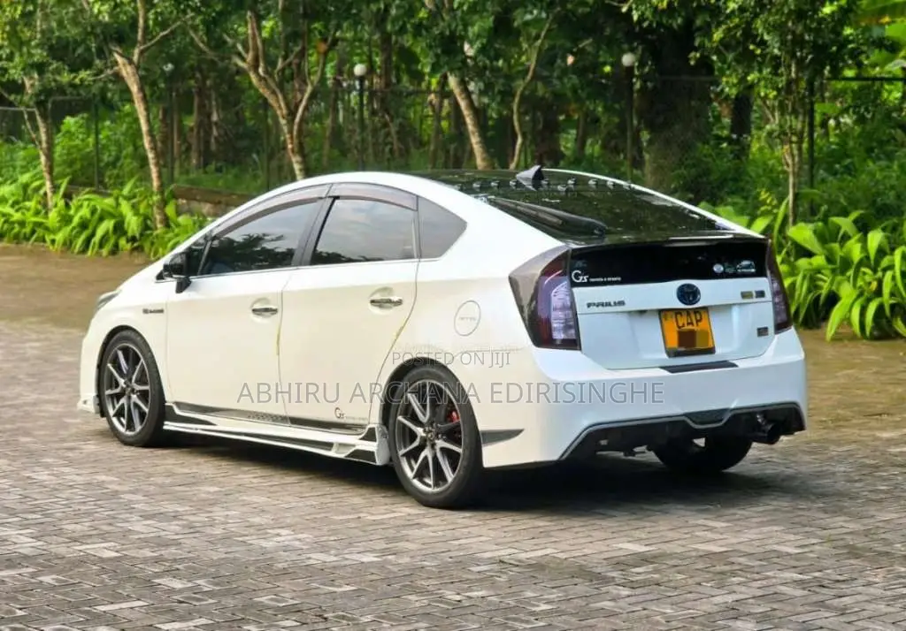 Toyota Prius G Sport 2013 Car (Used)