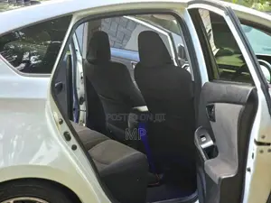 Toyota Prius 2013 Car (Used)