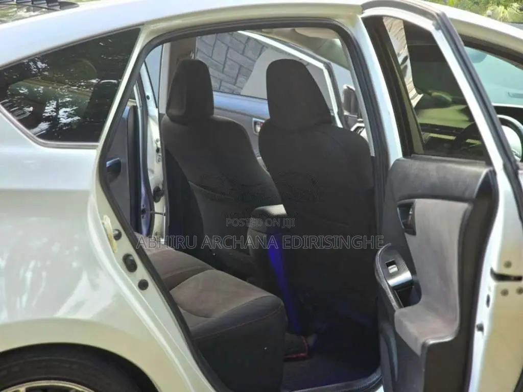 Toyota Prius G Sport 2013 Car (Used)
