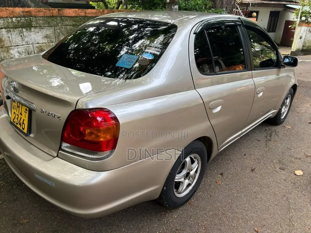 Toyota Platz 2004 Car (Used)