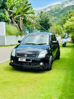 Suzuki Swift 2011 Car (Used)