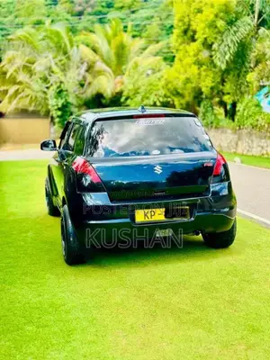 Suzuki Swift 2011 Car (Used)