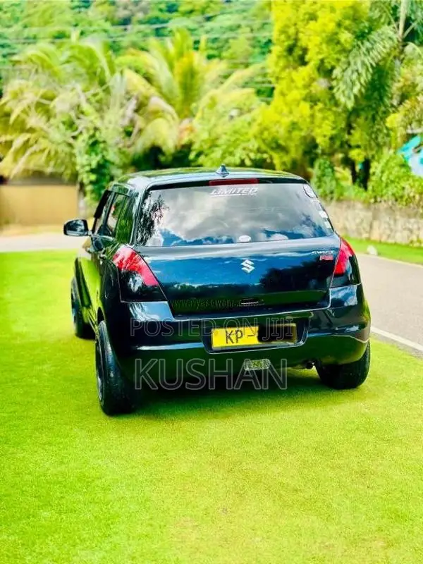 Suzuki Swift 2011 Car (Used)
