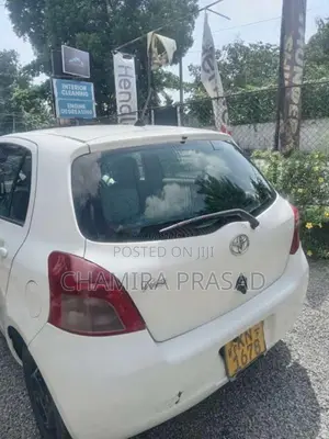 Toyota Vitz 2007 Car (Used)
