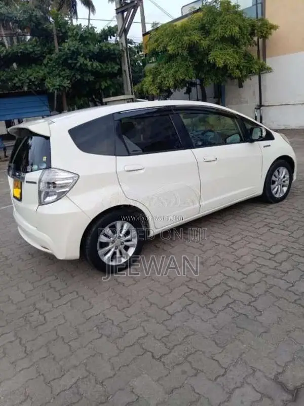 Honda Fit GP1 2013 Car (Used)