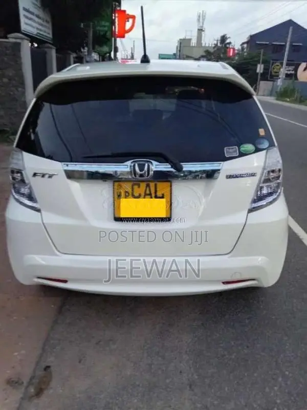 Honda Fit GP1 2013 Car (Used)