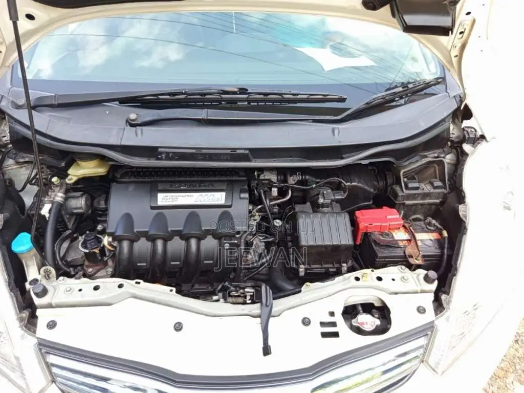 Honda Fit GP1 2013 Car (Used)