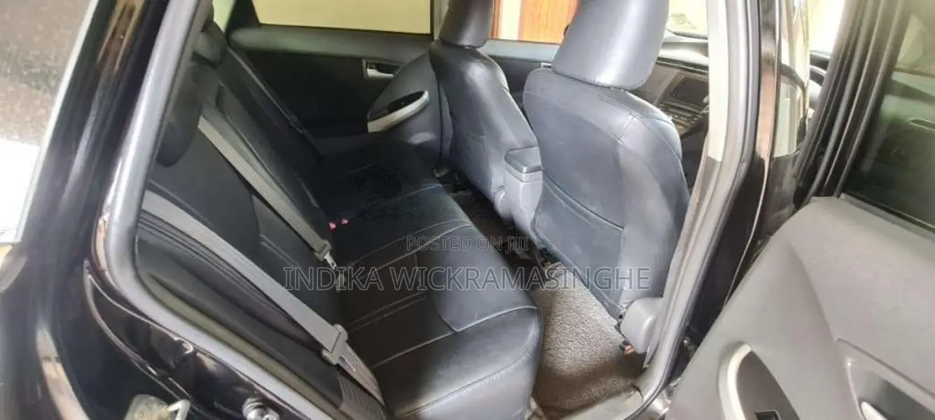 Toyota Prius 2010 Car (Used)