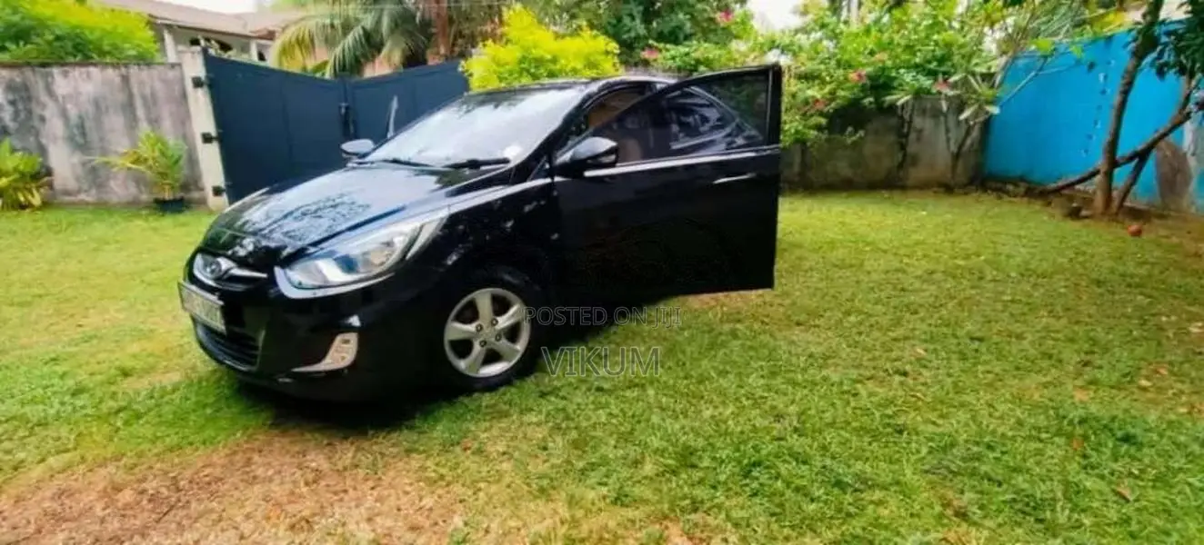 Hyundai Accent 2011 Car (Used)