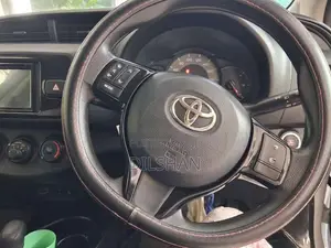 Toyota Vitz 2018 Car (Used)