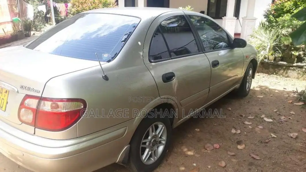 Nissan N16 2006 Car (Used)