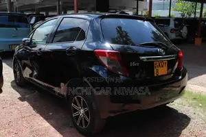 Toyota VITZ 2011 Car (Used)