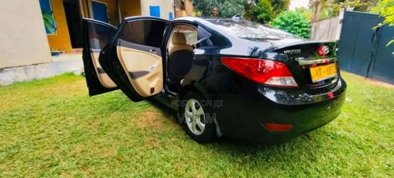 Hyundai Accent 2011 Car (Used)
