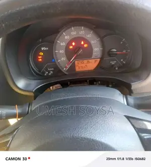 Toyota Vitz 2017 Car (Used)