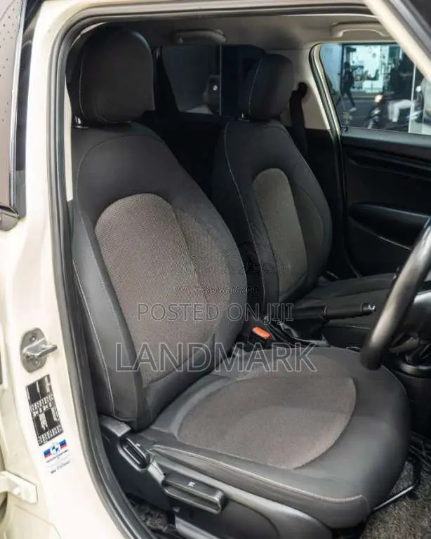 Mini Cooper S Grade 2017 Car (Used)