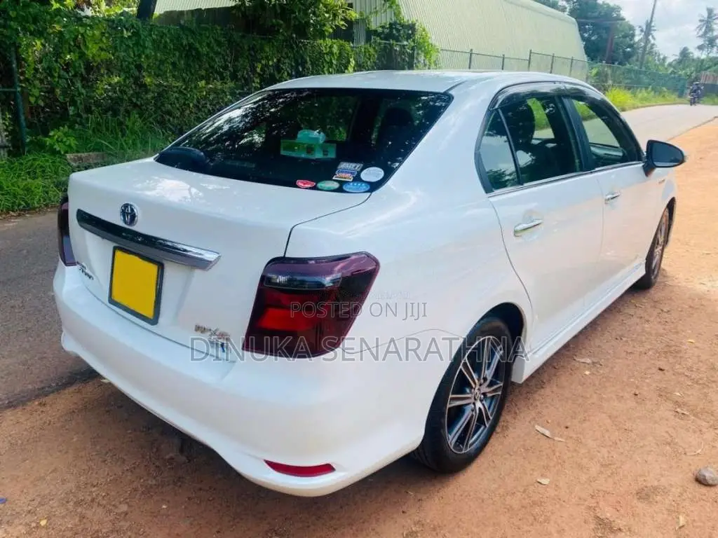 Toyota Axio WXB 2017 Car (Used)