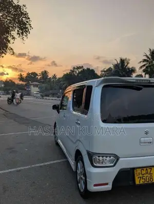 Suzuki Wagon R Stingray 2018 Car (Used)