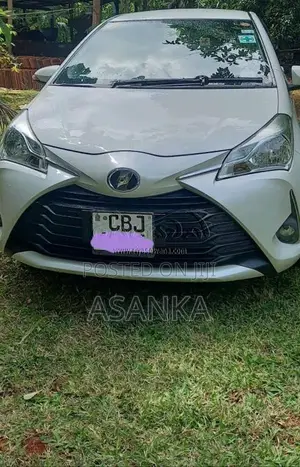 Toyota Vitz 2020 Car (Used)