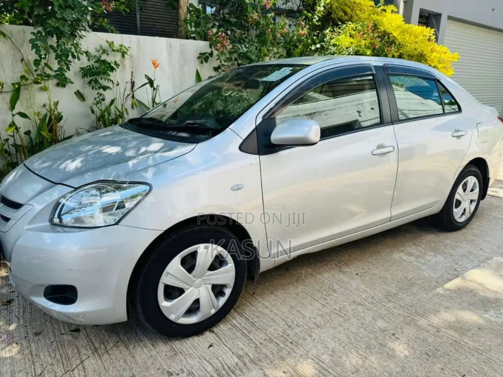 Toyota Belta 2008 Car (Used)