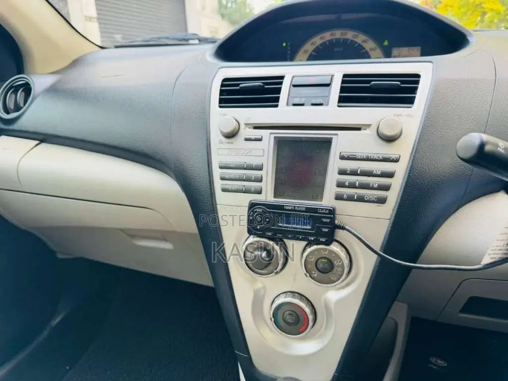 Toyota Belta 2008 Car (Used)