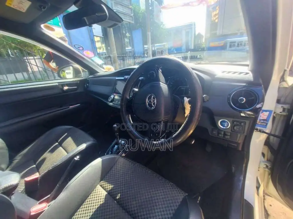 Toyota Axio WXB 2017 Car (Used)