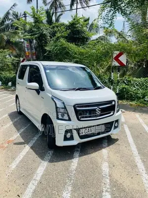 Suzuki Wagon R Stingray 2017 Car (Used)