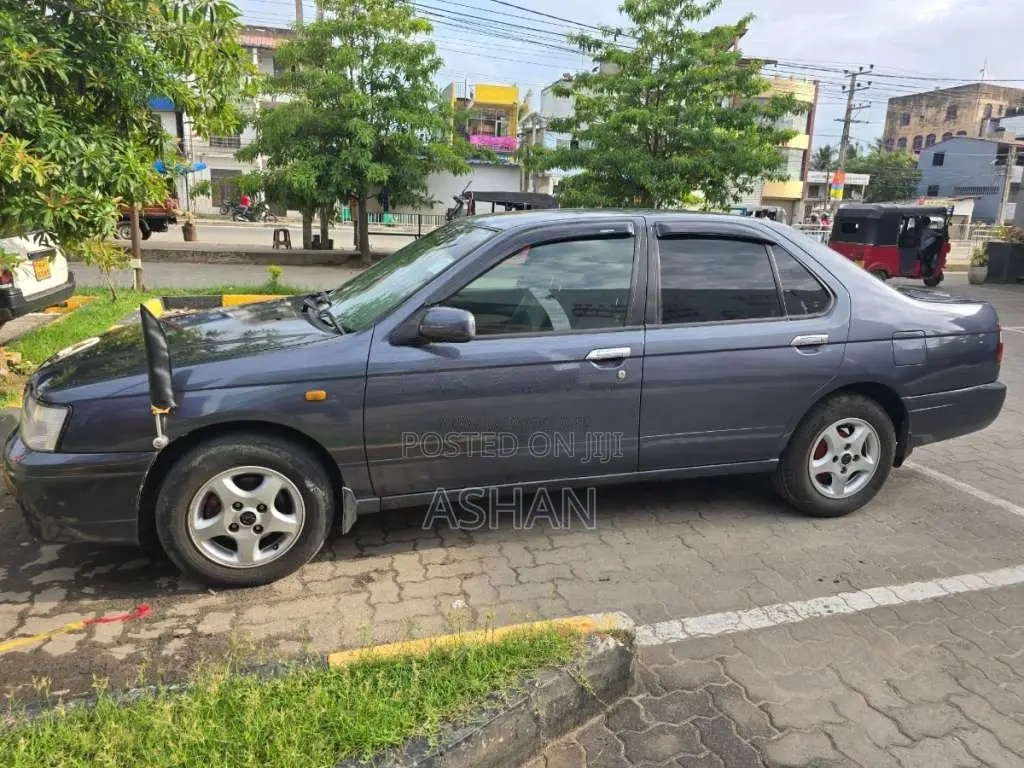 Nissan Bluebird 1999 Car (Used)