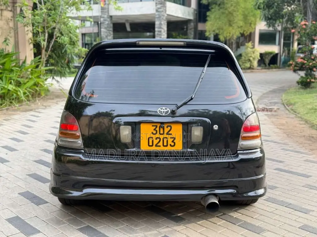 Toyota Glanza V 1997 Car (Used)