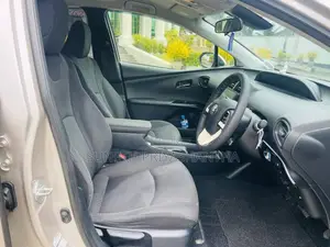 Toyota Prius 2016 Car (Used)