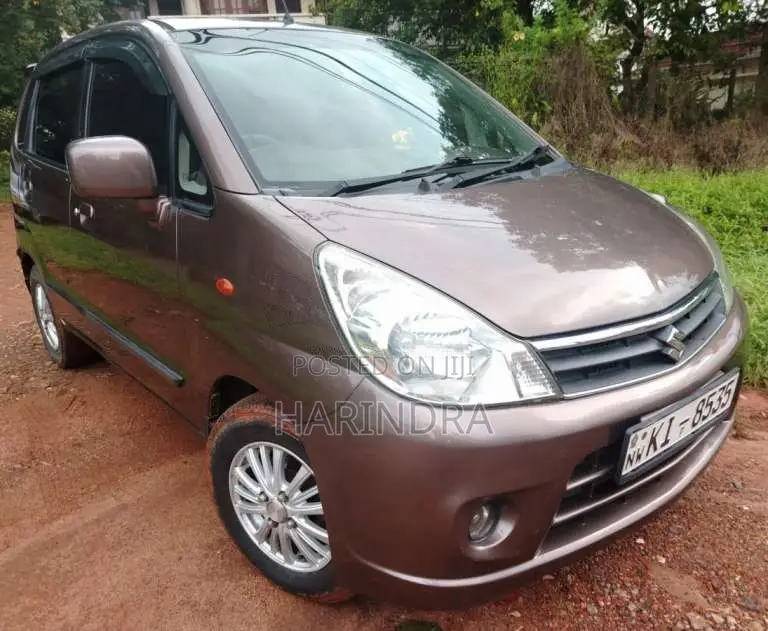 Nissan Sunny FB15 2002 Car (Used)