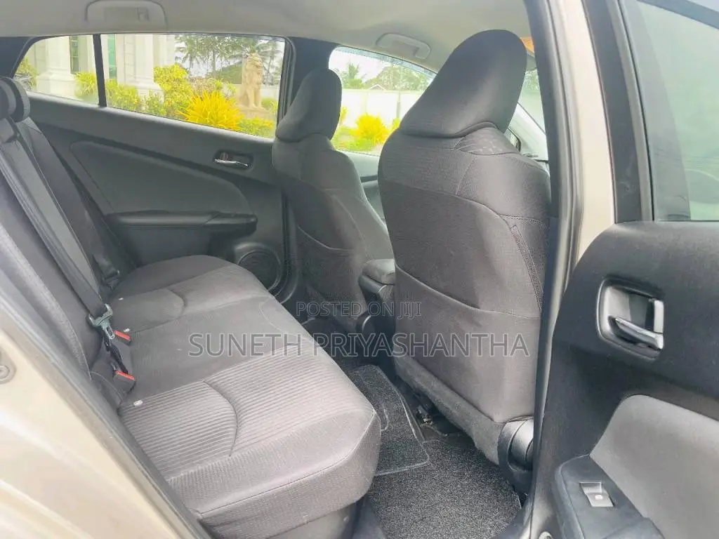 Toyota Prius 2016 Car (Used)