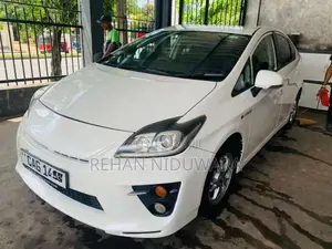 Toyota Prius 2012 Car (Used)