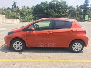 Toyota Vitz 2016 Car (Used)