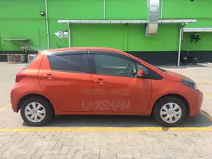 Toyota Vitz 2016 Car (Used)