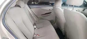 Toyota Axio 2012 Car (Used)