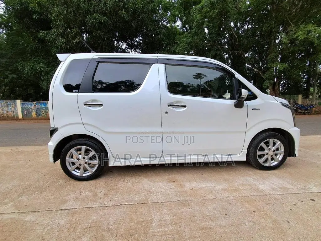 Suzuki Wagon R Stingray 2018 Car (Used)