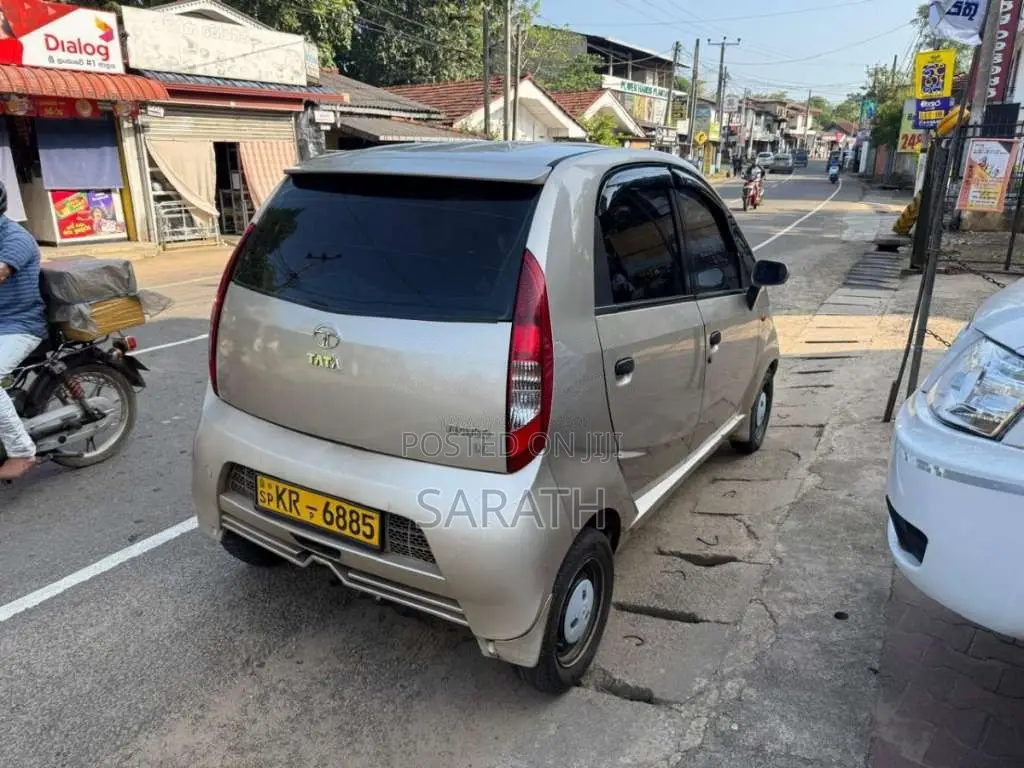 Tata Nano 2011 Car (Used)