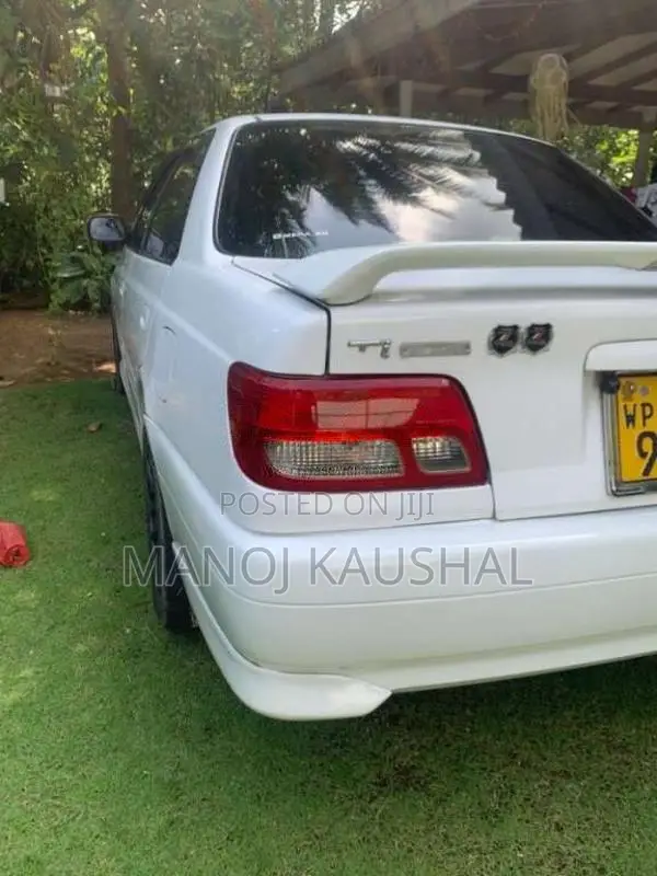 Toyota Carina 1998 Car (Used)
