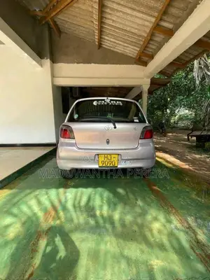 Toyota Vitz 2003 Car (Used)