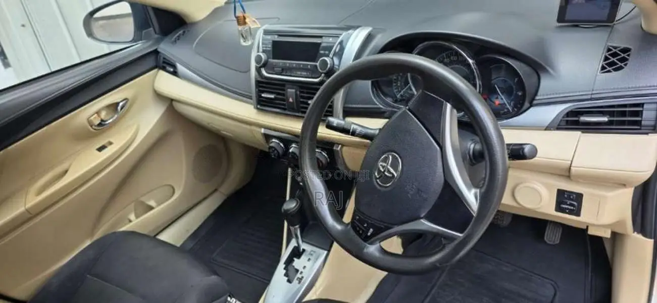 Toyota Yaris 2017 Car (Used)