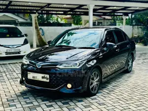 Toyota Axio WXB 2016 Car (Used)
