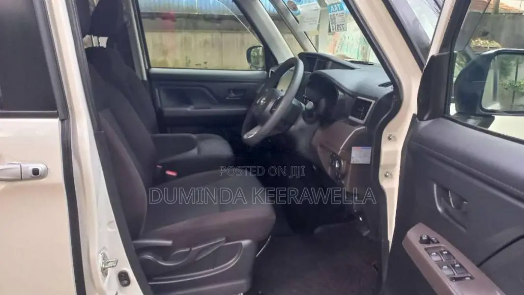 Toyota Roomy G Grade 2023 Car Unregistered (Recondition)