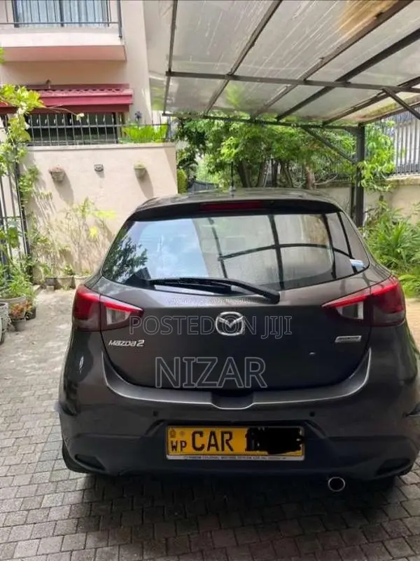 Mazda 2 2016 Car (Used)