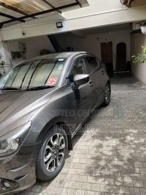 Mazda 2 2016 Car (Used)