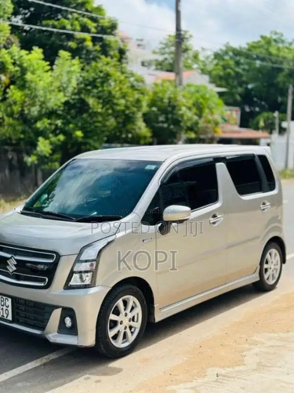 Suzuki Wagon R Stingray 2018 Car (Used)