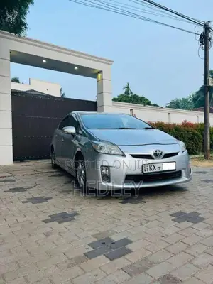 Toyota Prius 2011 Car (Used)
