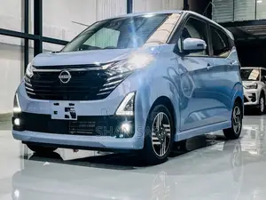 Nissan Dayz Highway Star 2023 Car Unregistered (Recondition)