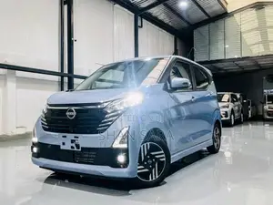 Nissan Dayz Highway Star 2023 Car Unregistered (Recondition)