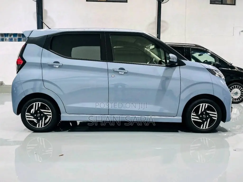 Nissan Dayz Highway Star 2023 Car Unregistered (Recondition)