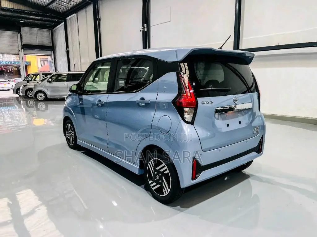 Nissan Dayz Highway Star 2023 Car Unregistered (Recondition)